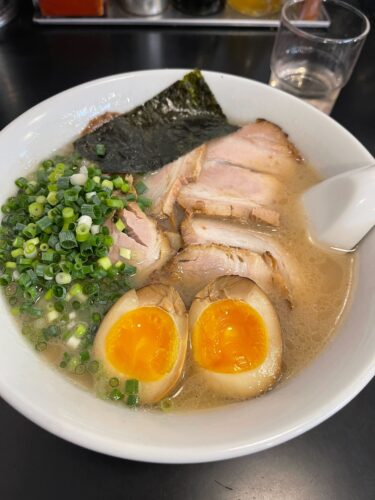 【食事】ラーメン屋「茂木」（【Meal】Ramen shop “Mogi”）