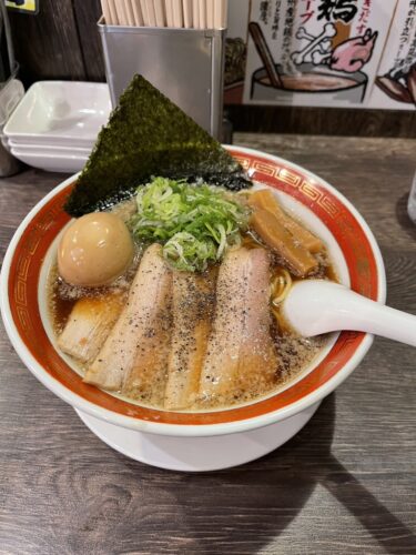 【食事】ラーメン屋「節骨麺たいぞう」（【Meal】Ramen shop “Bushikotsumen Taizou”）